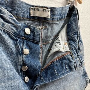 Free People 100% Cotton We The Free Mid Rise Shorts Raw Hem size 27